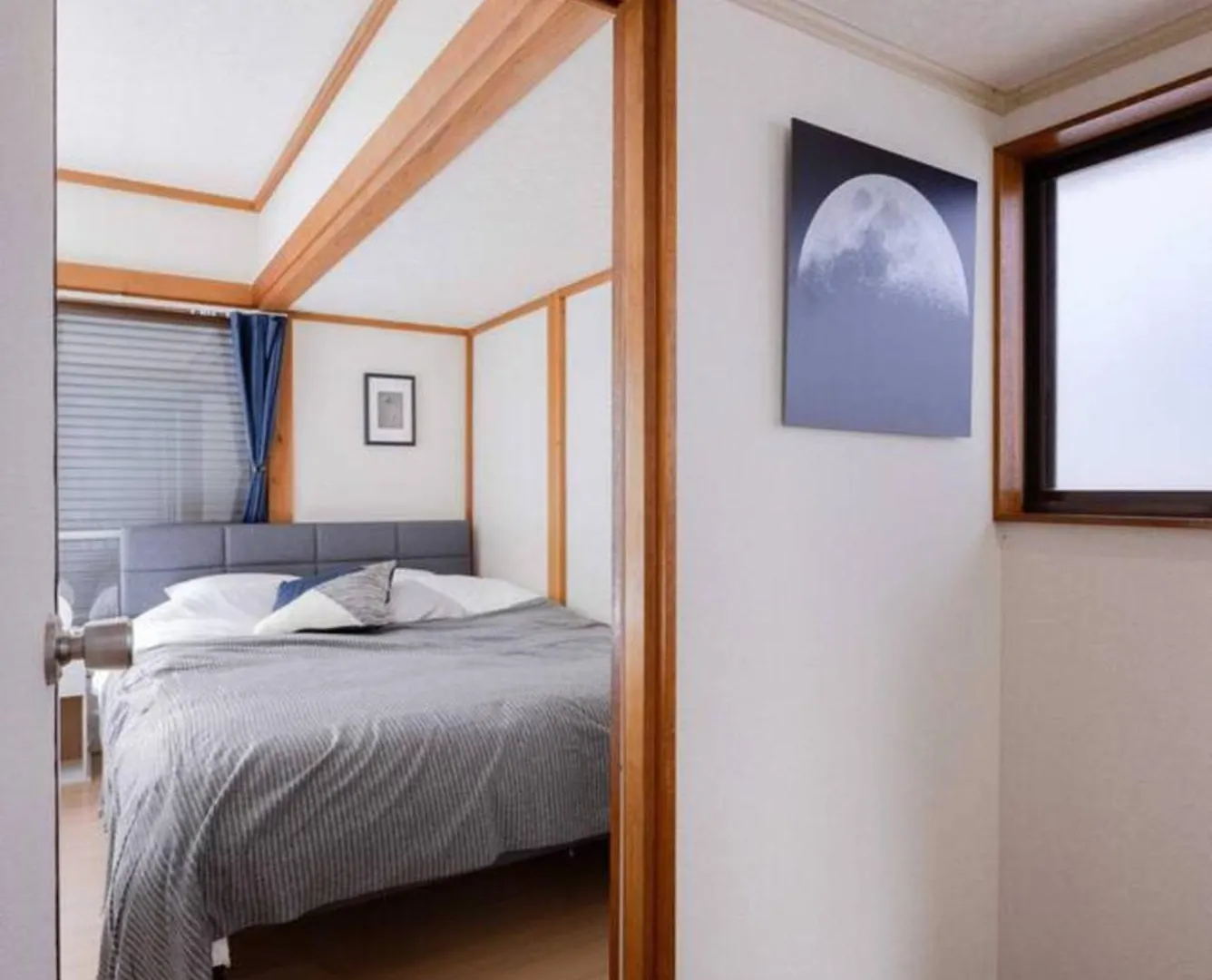 Mikazuki Akabane/Ma1 Apartman Tokió